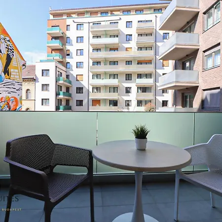 Grand Promenade Apartment